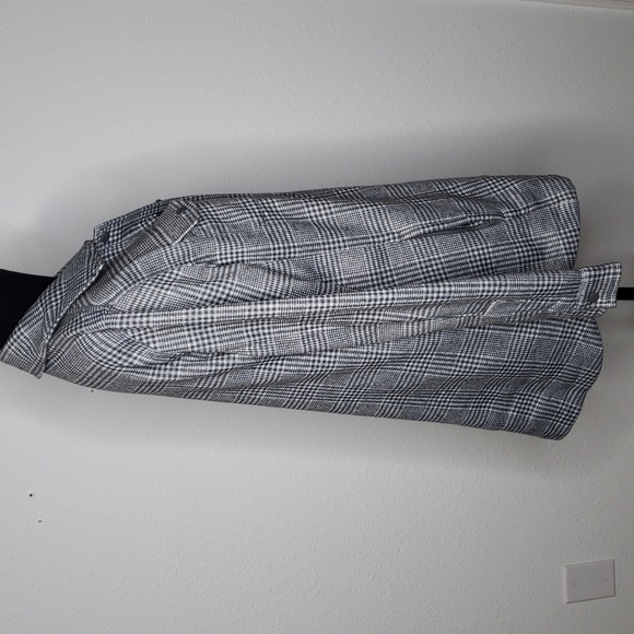 Lands' End Womens Plaid Button Up Longline Shacket Size M Layers Outdoor Gray - Picture 5 of 16